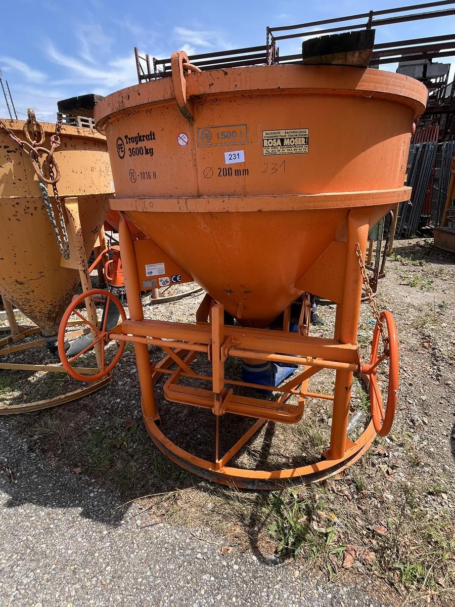 Rosa Moser Betonkrankübel FE1500 Liter mit Handrad/senkrechter Auslauf