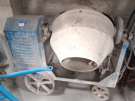 Betonmischmaschine