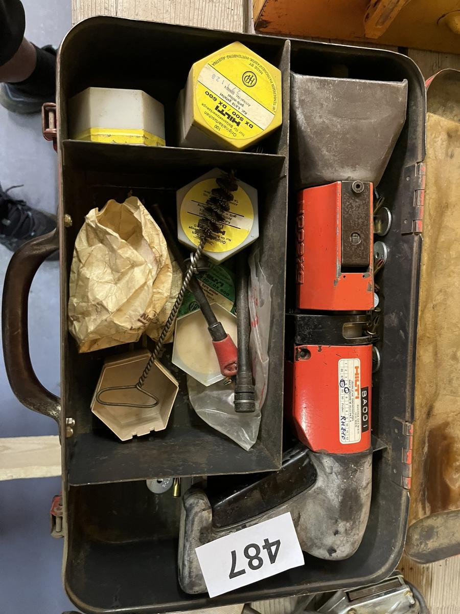 HILTI DX 600 im Koffer