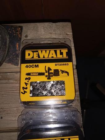 2 Stück DeWalt Ersatzketten 40 cm 2 Stück DeWalt Ersatzketten 40 cm