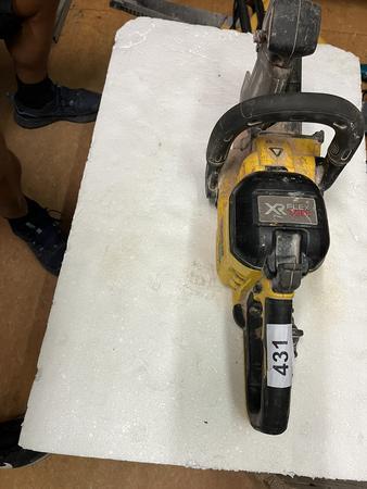 DeWalt S4V Akkuschneidmaschine  mit Ladegert