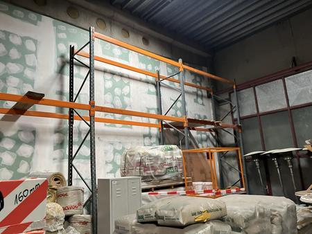ca.24.3 Laufmeter DEXION Schwerlastregale 4 x 5 m / 8x4 m , 42 x 2.70 m Balken, 6 x 2.10 m Balken