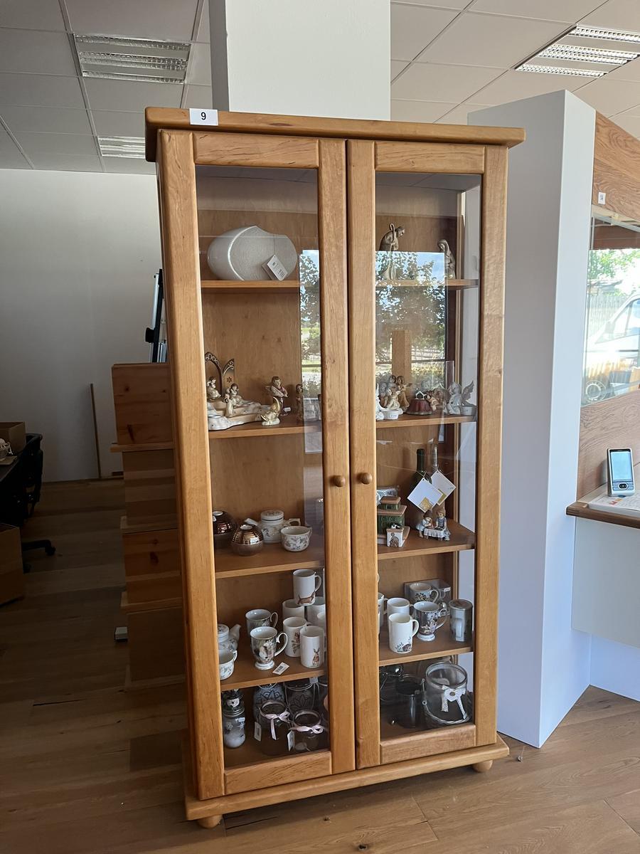 Glasvitrinenschrank  aus Zirbenholz 106 x 40 x 205 cm?d=2025-08-30 07:59:17