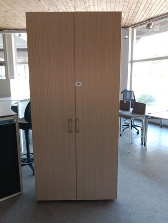 Aktenschrank, ca. 100x45x220cm, mit 6 Fachebenen Aktenschrank, ca. 100x45x220cm, mit 6 Fachebenen