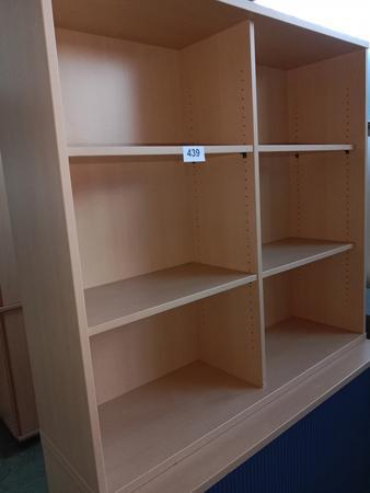 Neudörfler Aktenschrank, unten mit Rollo, Oberteil offen, ca. 120x45x85cm Neudörfler Aktenschrank, unten mit Rollo, Oberteil offen, ca. 120x45x85cm