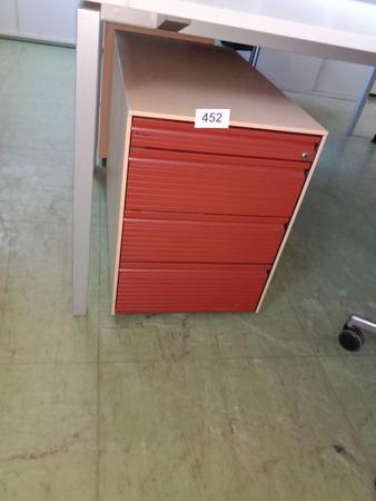 2 Stk. Bene Rollcontainer, je 43x80x60cm 2 Stk. Bene Rollcontainer, je 43x80x60cm