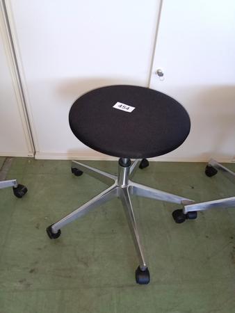 Hocker mit Stoffbezug Hocker mit Stoffbezug