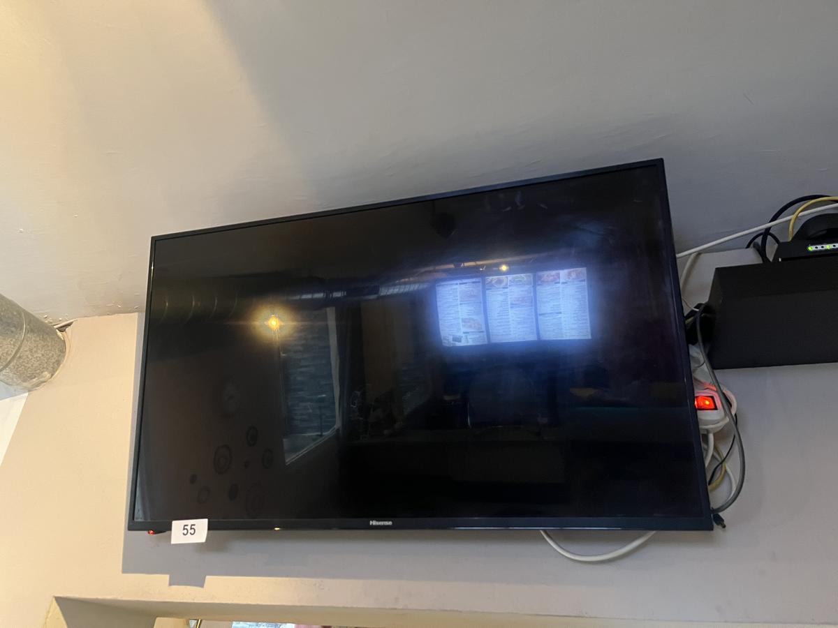 TV Gerät Hisense 106 cm