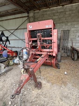 Ballenpresse FERABOLI FF 122 E max. 15 bar mit Zapfwelle