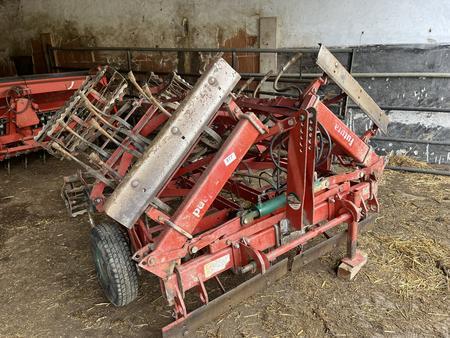 KVERNELAND FUTURA Bodenbearbeitung