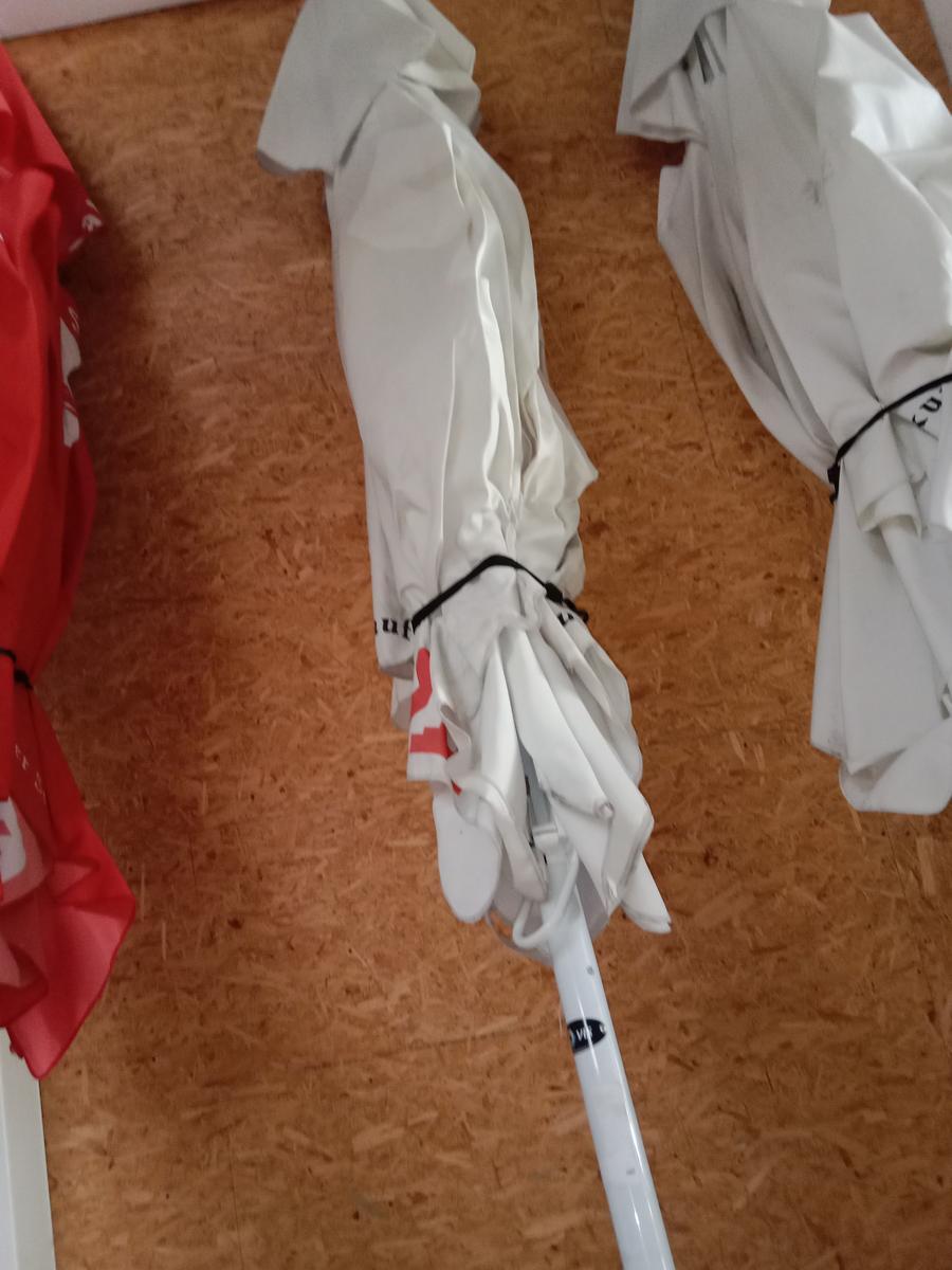 VIS Profi Gartenschirm ca. 300x300 cm
