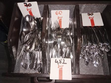 185 tlg.Besteckset 86 Messer,60 Gabeln, 40 Lffel