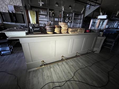 ca.9.5 lfm Barverbau - ohne Einbaugerte