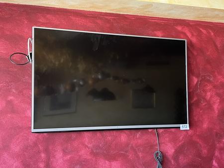 LG TV Gert 120 cm Diagonale