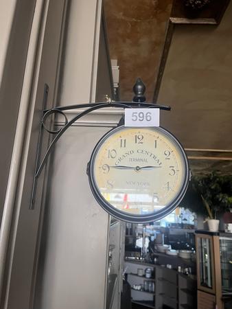 Wanduhr