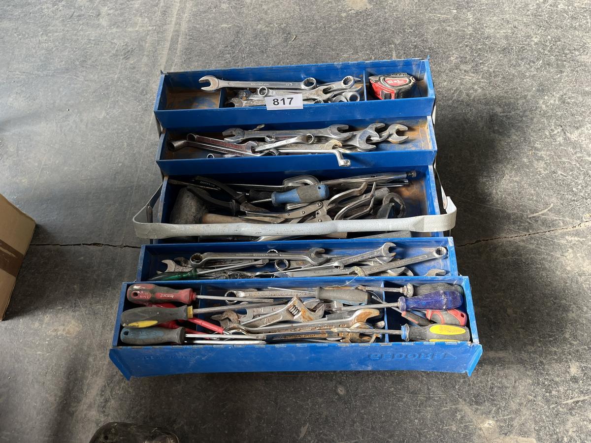Gedore Werkzeugkiste mit Handwerkzeugen bestückt
