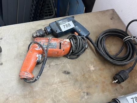 2 Stück Elektrowerkzeuge 2 Stück Elektrowerkzeuge