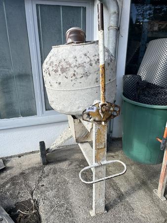 ABG Kipptrommel Betonmischmaschine ABG Kipptrommel Betonmischmaschine