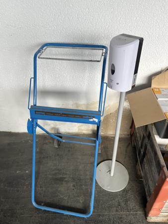 Putzpapierständer-,Desinfektionsständer Putzpapierständer-,Desinfektionsständer