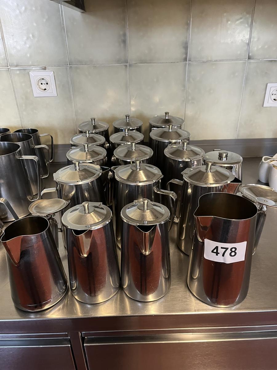 18 Stück Kaffeekannen?d=2025-09-16 22:22:24