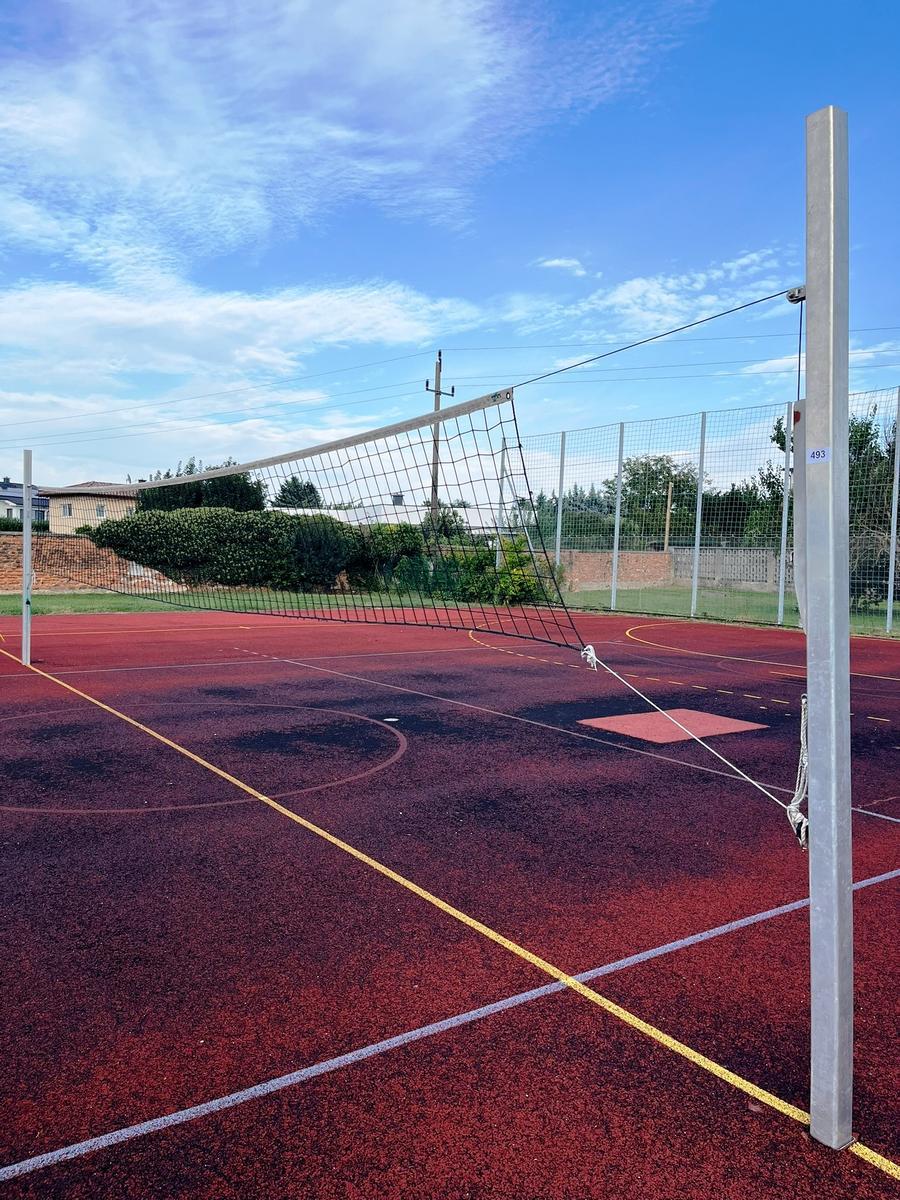 Profi Outdoor Volleyballnetz 2 Steher plus Netz ca.11 x 2.3 m?d=2025-09-17 00:06:53