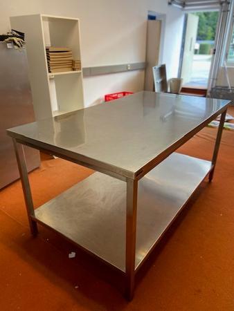 Niroarbeitstisch, schwer, 100 x 180 x 90-95cm Niroarbeitstisch, schwer, 100 x 180 x 90-95cm