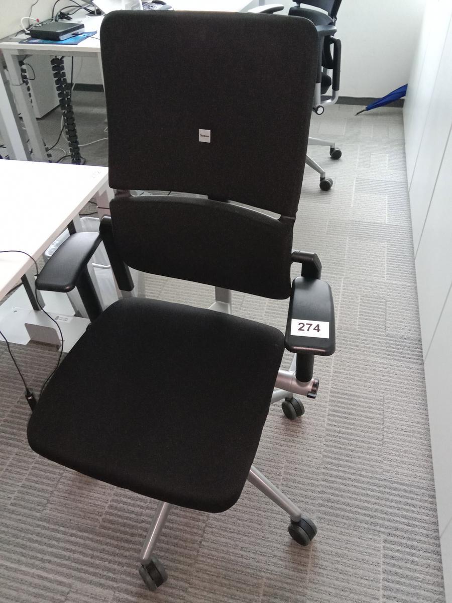 Steelcase Bürodrehstuhl, Stoffbezug, schwarz?d=2025-10-11 20:17:47