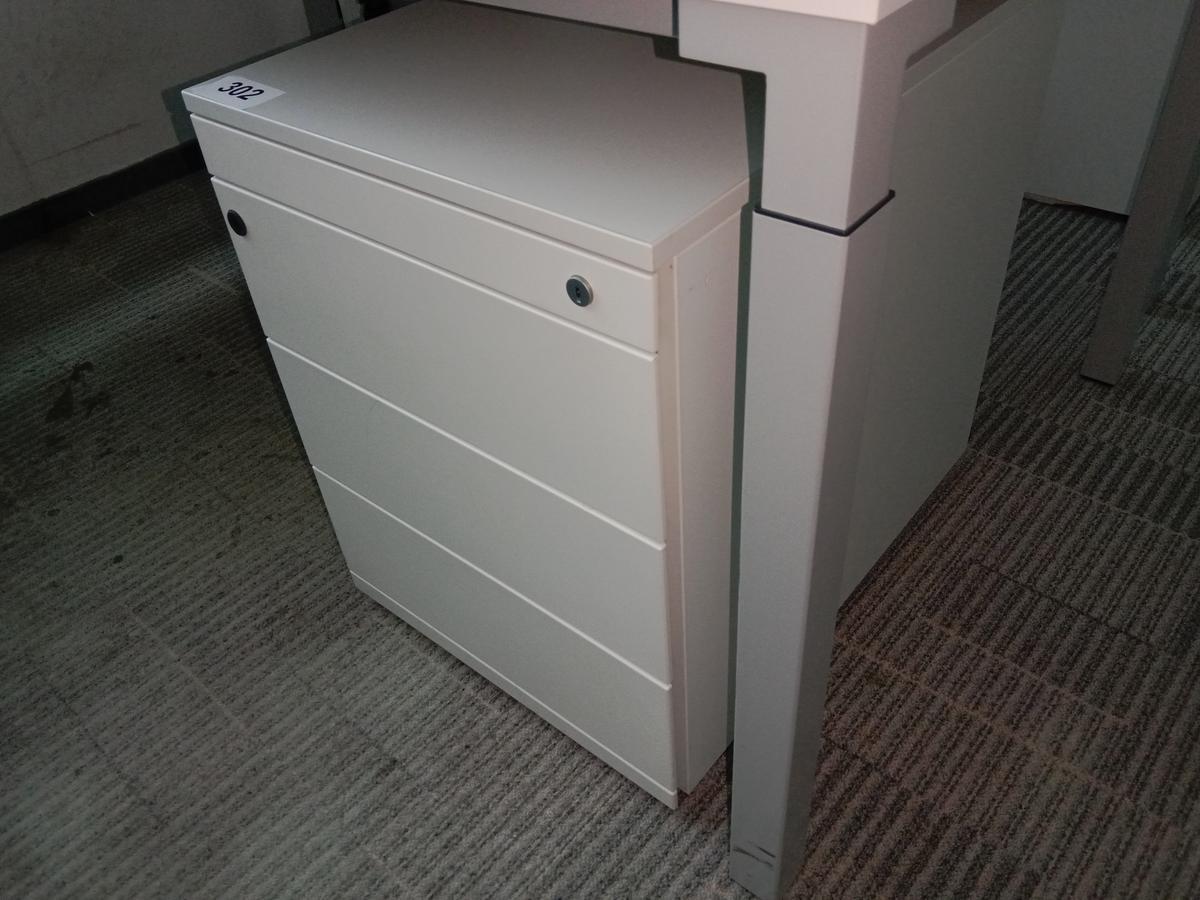 Steelcase Rollcontainer, ca. 44x59x57cm?d=2025-10-11 20:12:39