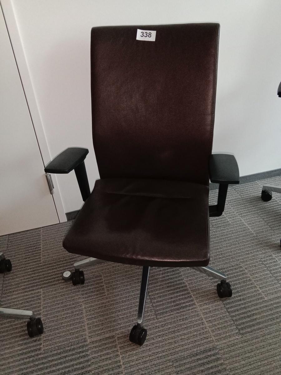 Bürodrehstuhl - Chefsessel von Bene, Lederbezug, dunkelbraun?d=2025-10-11 20:41:28