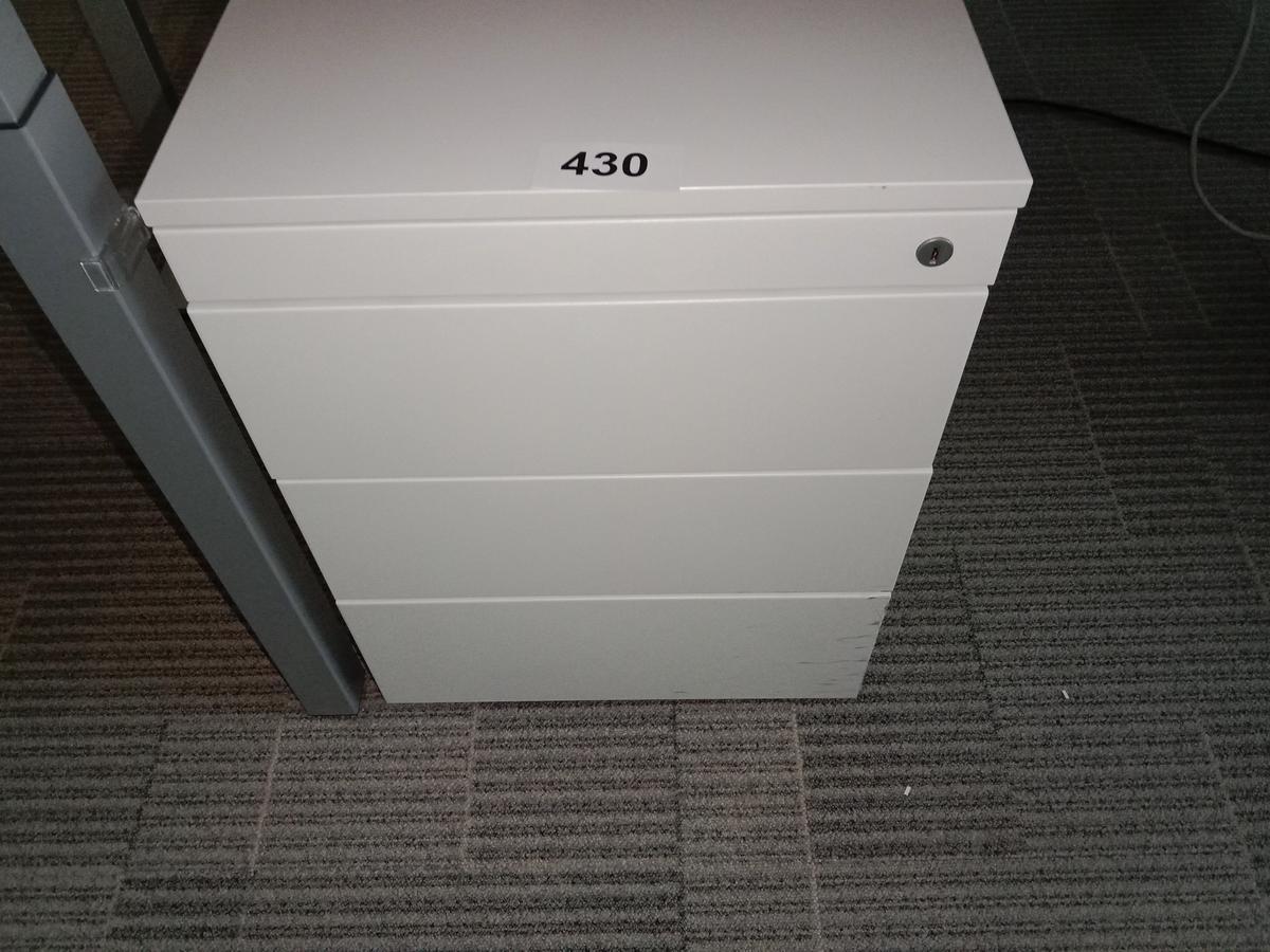 Steelcase Rollcontainer, ca. 44x59x57cm?d=2025-10-11 20:42:39