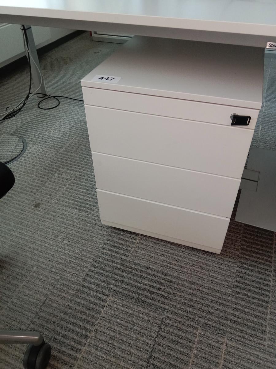 Steelcase Rollcontainer, ca. 44x59x57cm?d=2025-10-11 20:42:39