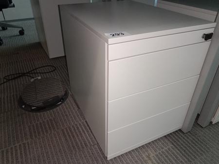 Steelcase Rollcontainer, ca. 44x59x57cm Steelcase Rollcontainer, ca. 44x59x57cm