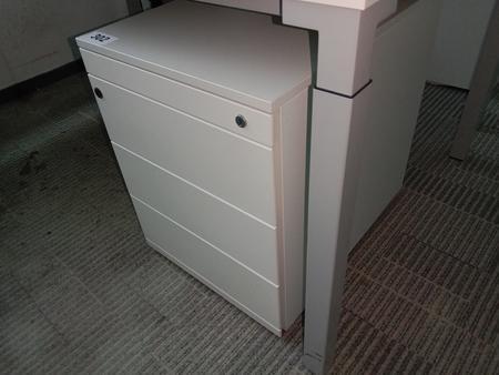 Steelcase Rollcontainer, ca. 44x59x57cm Steelcase Rollcontainer, ca. 44x59x57cm