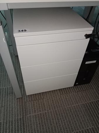 Steelcase Rollcontainer, ca. 44x59x57cm Steelcase Rollcontainer, ca. 44x59x57cm