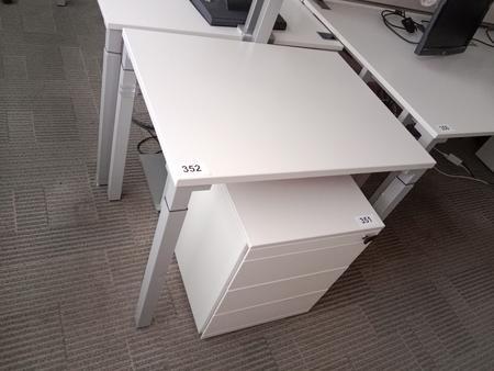 Beistelltisch von Steelcase, weiß, ca. 80x60cm Beistelltisch von Steelcase, weiß, ca. 80x60cm