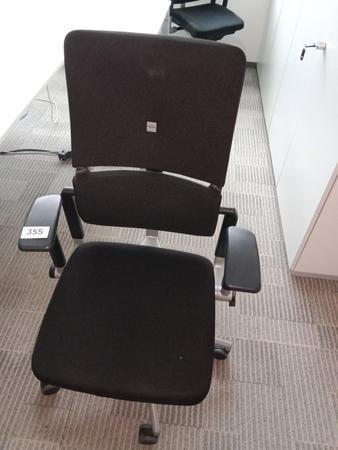 Steelcase Bürodrehstuhl, Stoffbezug, schwarz Steelcase Bürodrehstuhl, Stoffbezug, schwarz