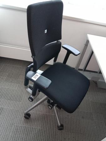 Steelcase Bürodrehstuhl, Stoffbezug, schwarz Steelcase Bürodrehstuhl, Stoffbezug, schwarz