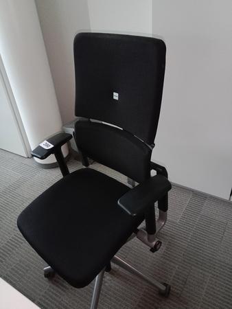 Steelcase Bürodrehstuhl, Stoffbezug, schwarz Steelcase Bürodrehstuhl, Stoffbezug, schwarz