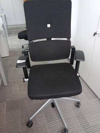 Steelcase Bürodrehstuhl, Stoffbezug, schwarz Steelcase Bürodrehstuhl, Stoffbezug, schwarz