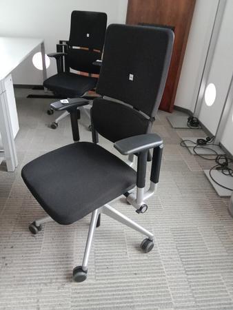 Steelcase Bürodrehstuhl, Stoffbezug, schwarz Steelcase Bürodrehstuhl, Stoffbezug, schwarz