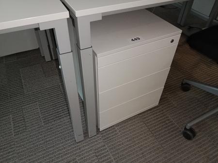 Steelcase Rollcontainer, ca. 44x59x57cm Steelcase Rollcontainer, ca. 44x59x57cm
