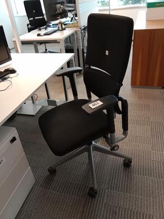 Steelcase Bürodrehstuhl, Stoffbezug, schwarz Steelcase Bürodrehstuhl, Stoffbezug, schwarz