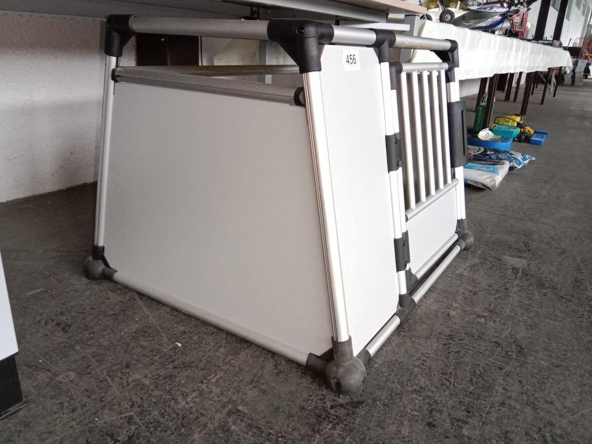 Trixie Hundetransportbox für PKW, 90x80x65cm?d=2025-10-11 20:17:49