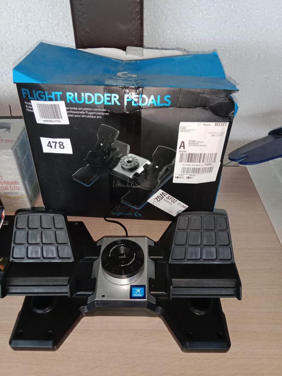 Flight Rudder Pedals?d=2025-10-11 20:20:25