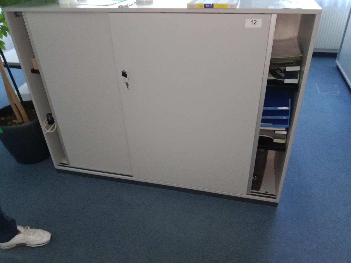 Aktenschrank, 160cm lang, 3 Ordner hoch, grau