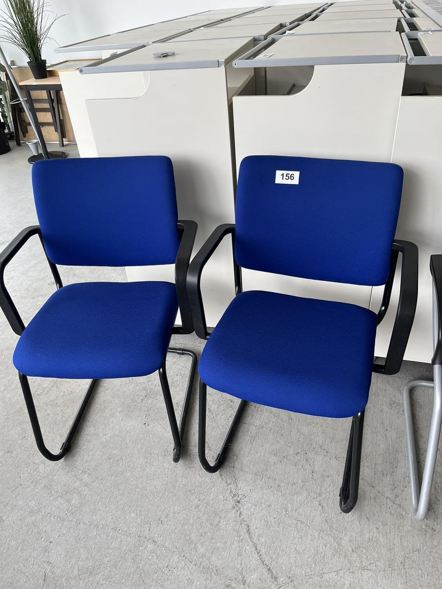 2 Stück Besprechungsstühle?d=2025-10-23 08:47:35