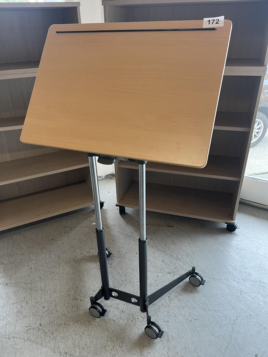 Meetingmöbel mobil 75/53 cm?d=2025-10-23 08:44:55