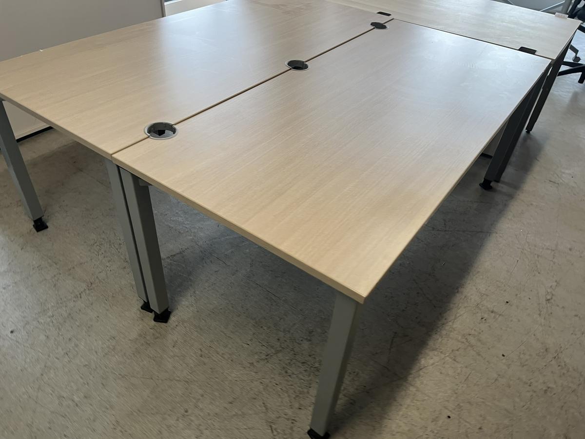 Schreibtisch 180 x 80 cm