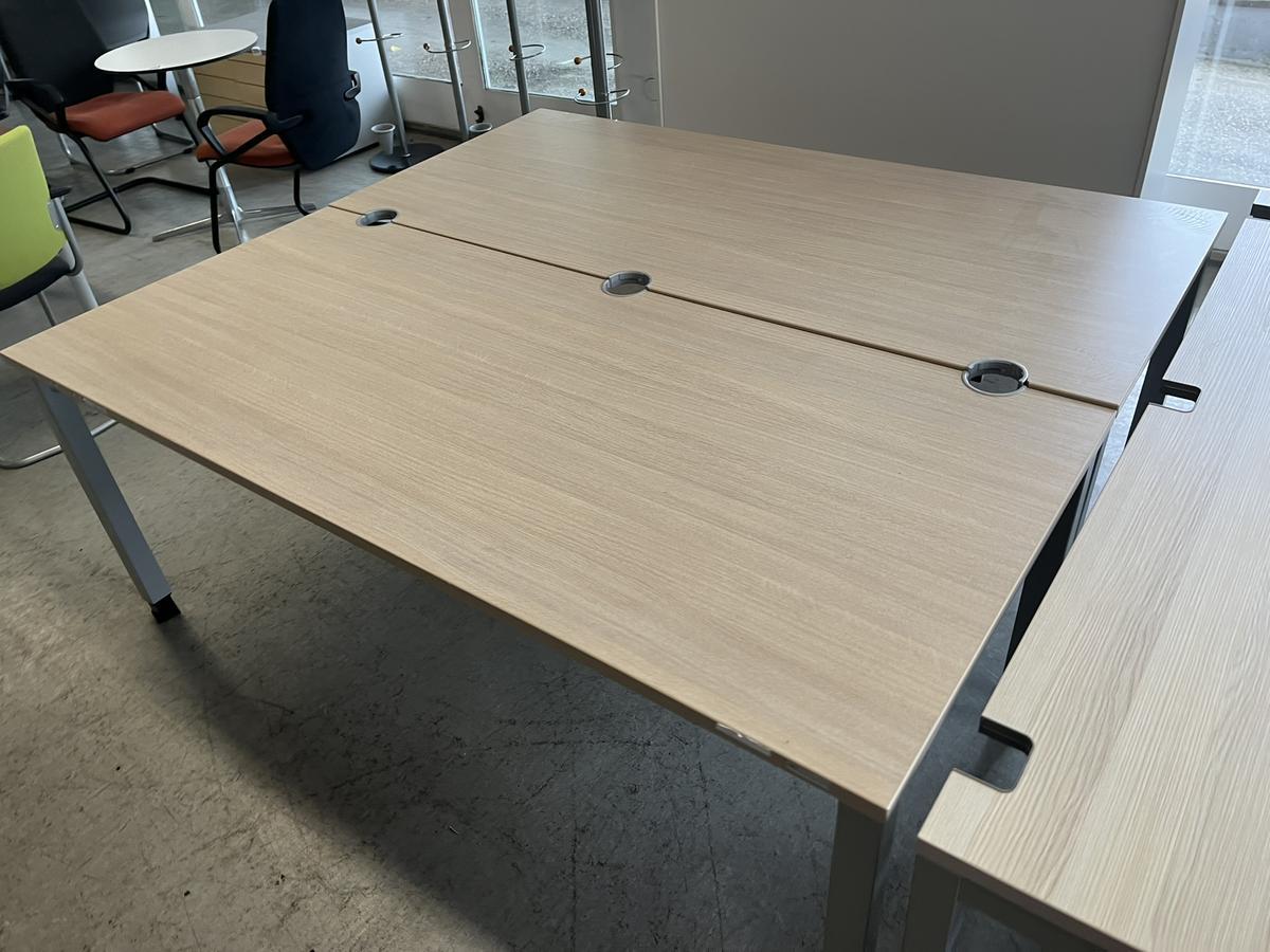 Schreibtisch 180 x 80 cm