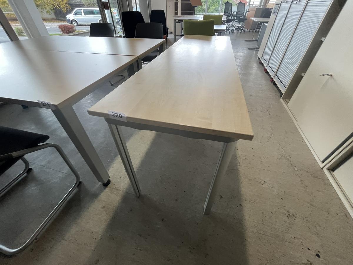 Beistelltisch ca. 200/60 cm mit Rollcontainer?d=2025-10-23 12:45:45